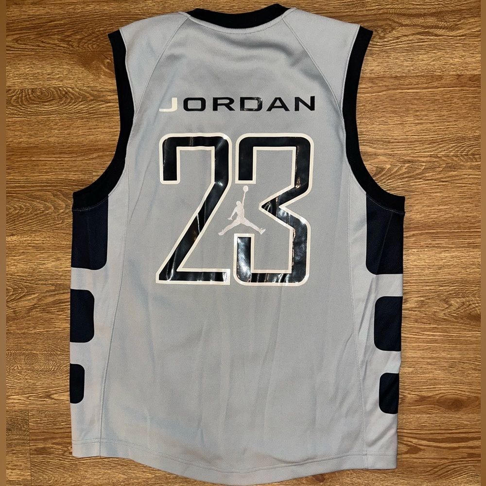 Jordan Jumpman Jersey Black and Gray L